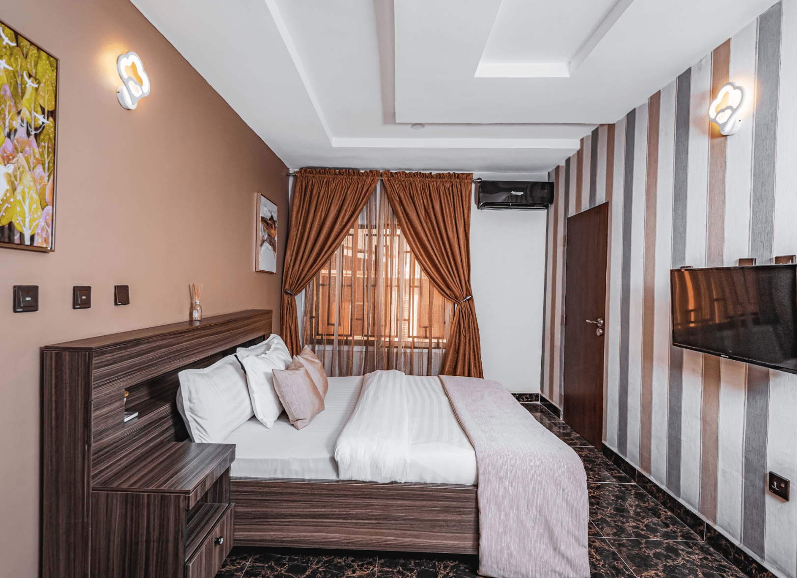 Comfortable 3 bedroom service apartment in Abuja
