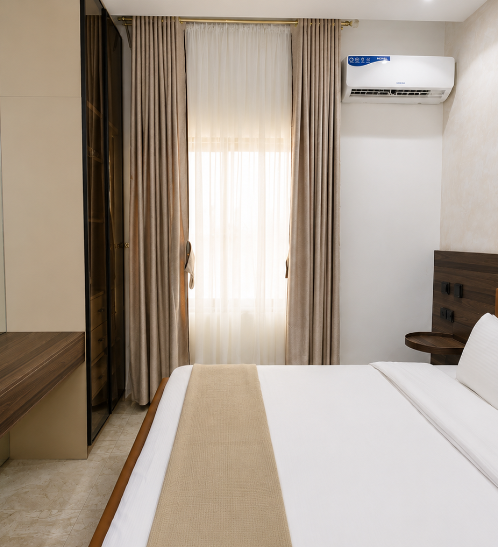 IMG012